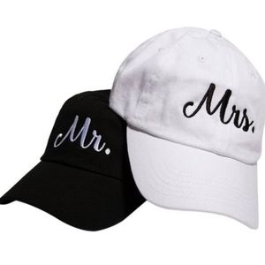 Mr & Mrs hat set